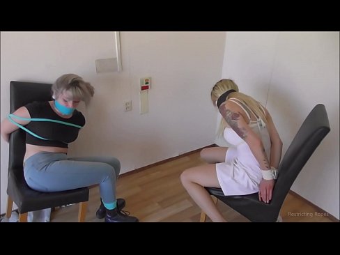 ❤️ צוגעבונדן / צוגעבונדן און געגאסען / מיידל אין נויט ️ אַנאַל פּאָרן ביי אונדז