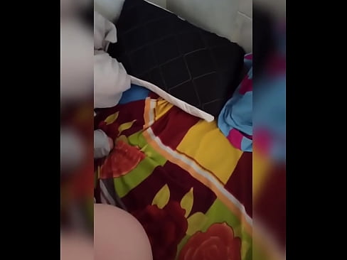 ❤️ מיין צימערמאן בלײַבט אליין אין שטוב ווייל איר מאן גייט אויף וואקאציע און איך נעם די געלעגנהייט איר צו פאקן און אנפילן איר טאָכעס מיט מילך ️ אַנאַל פּאָרן ביי אונדז